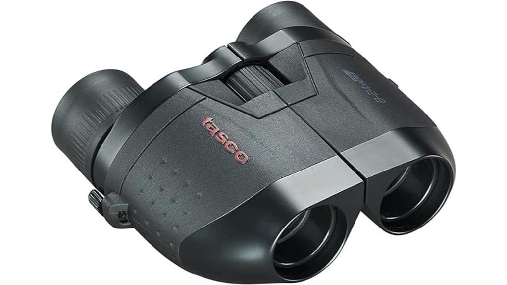 compact zoom binoculars with variable magnification