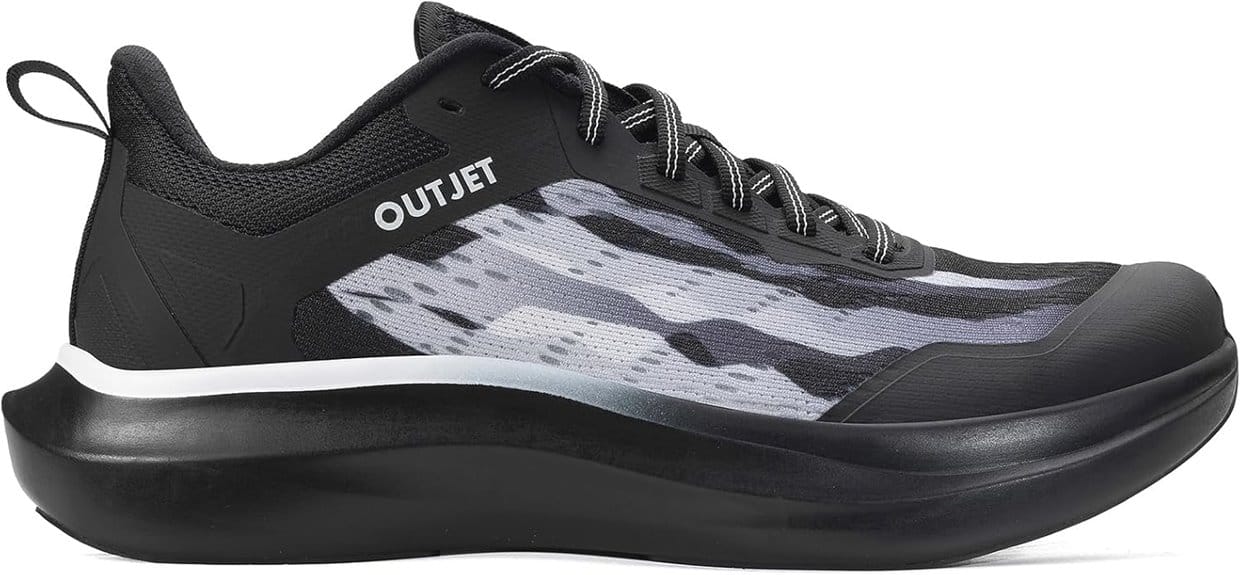 lightweight breathable running shoes