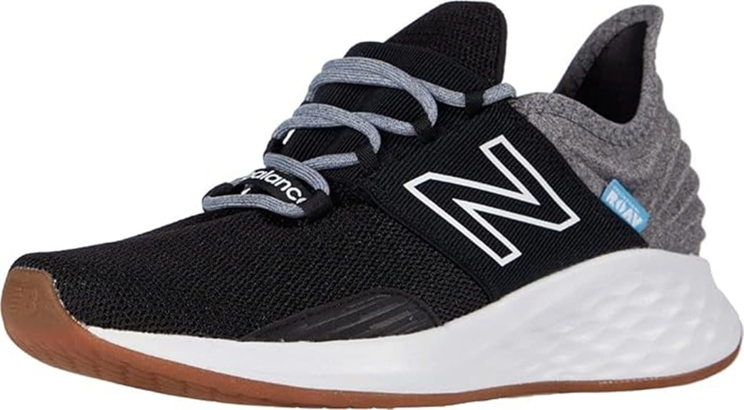 lightweight cushioning running shoe
