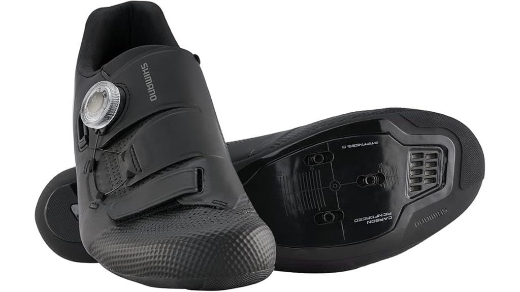 lightweight cycling shoe design