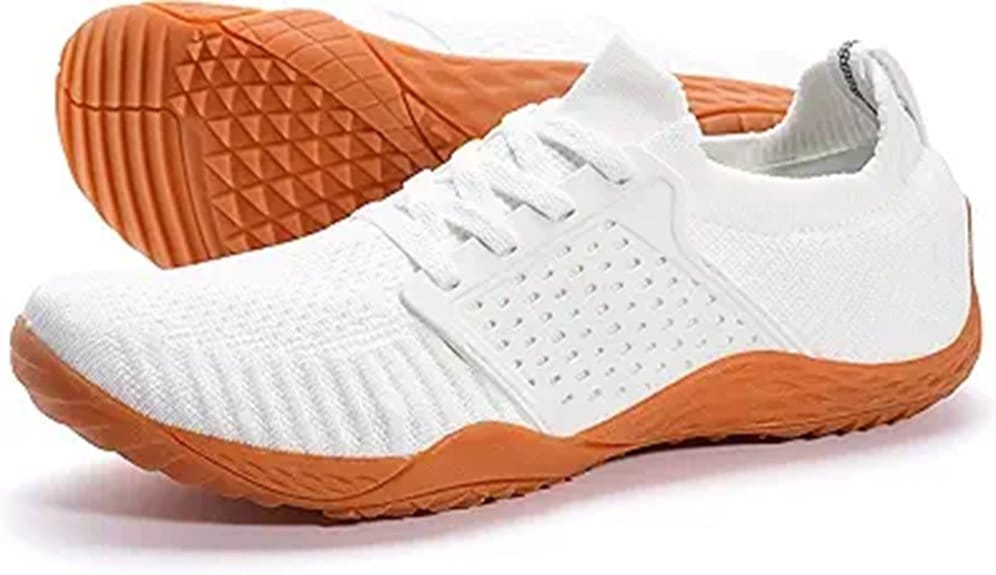 minimalist trail running shoe