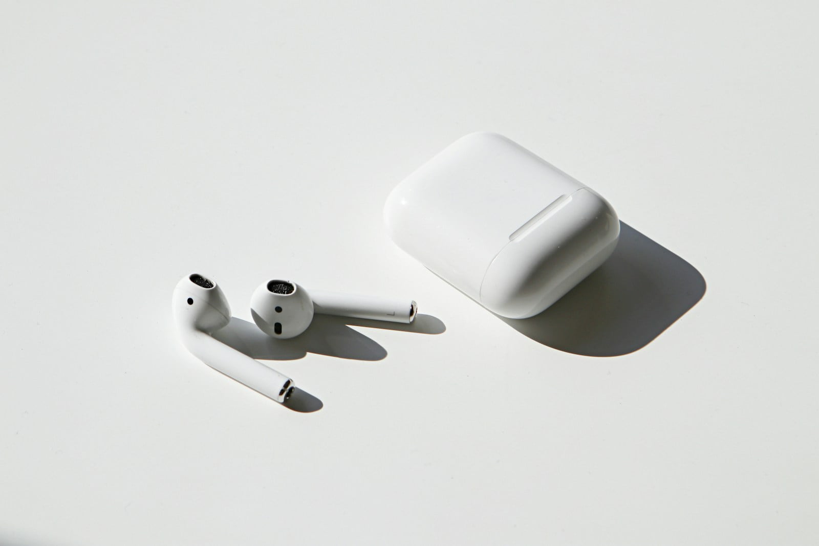 Do Airpods Reduce Decibels?