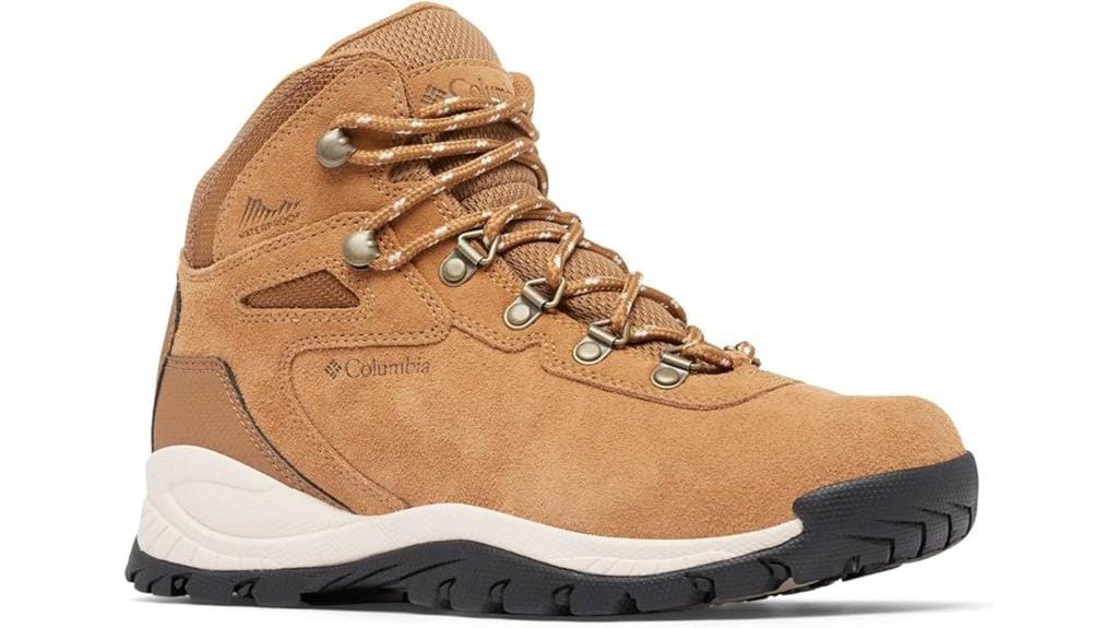 waterproof hiking boot for women